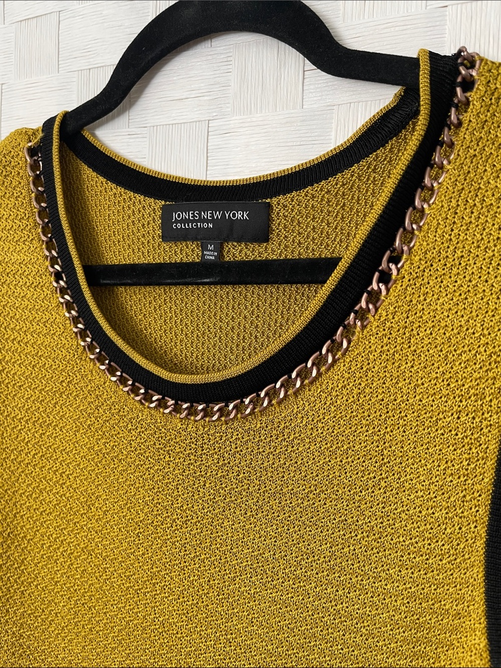 Jones New York Gold Knit Chain Top✨ - Picture 2 of 7